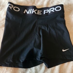 Nike Black Athletic Shorts Moisture-Wicking Performance